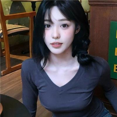 背带短裤丧尸来袭